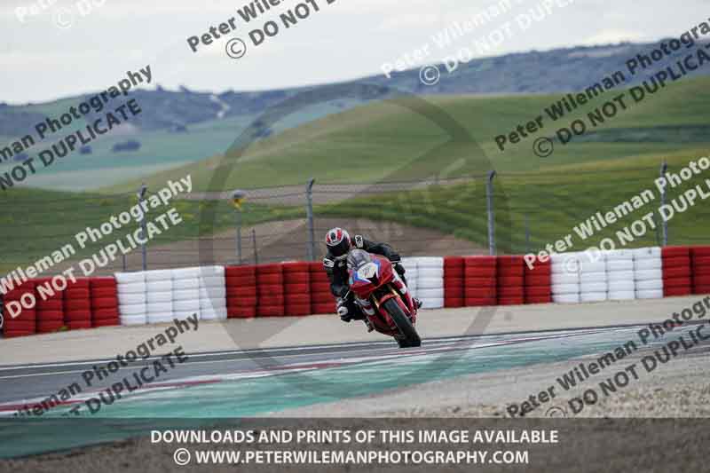 cadwell no limits trackday;cadwell park;cadwell park photographs;cadwell trackday photographs;enduro digital images;event digital images;eventdigitalimages;navarra;no limits trackdays;peter wileman photography;racing digital images;trackday digital images;trackday photos